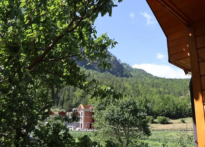 Bed & Breakfast Besimi Valbone
